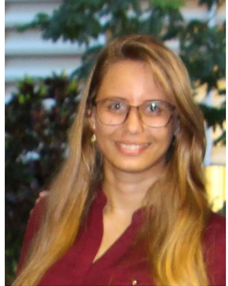 Dra. Anielle de Souza